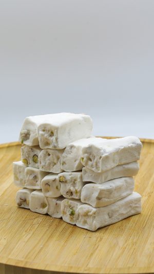 Sütlü Antep Fıstıklı Fitil Lokum